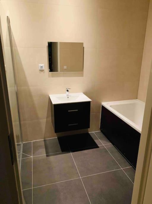Stunning View Apt Free Parking Roterdão Exterior foto